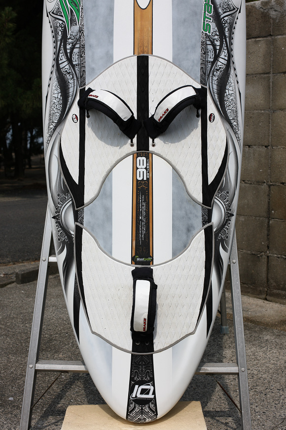 ウインドサーフィン ボード フリースタイルボード スターボードフレア93 SUPもWINDSURFも出来るボード(HARD BOARD) | STARBOARD JAPAN